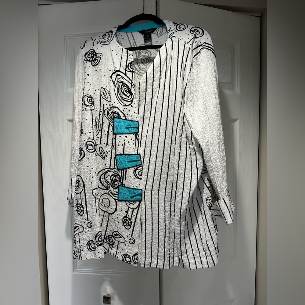 Beautiful blouse never worn